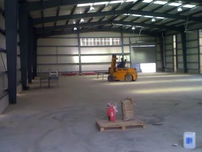 Inchiriez hala depozitare/productie + birouri