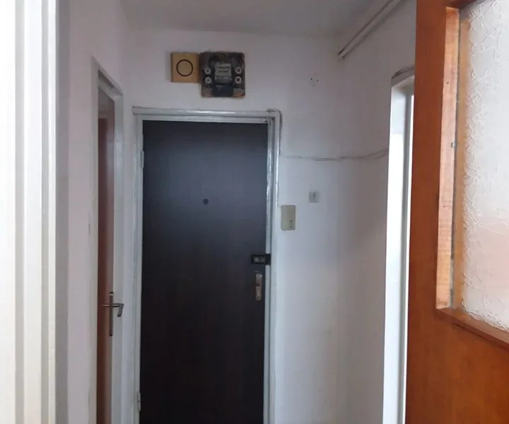 VAND AP. CU 2 CAMERE BERCENI,bdul ALEXANDRU OBREGIA sect 4 BUCURESTI