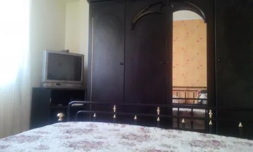 Propietar inchiriez 2 cam ,13 septembrie,mobilat ,utilat,etj 1 stradal