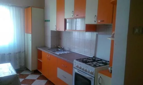 Propietar inchiriez 2 cam ,13 septembrie,mobilat ,utilat,etj 1 stradal