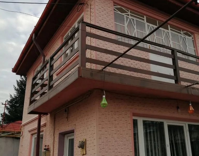 Direct Proprietar ofer vila spre vânzare