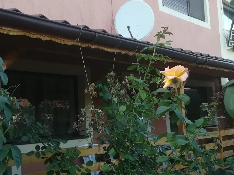 Vila - imobil triplex Balotesti