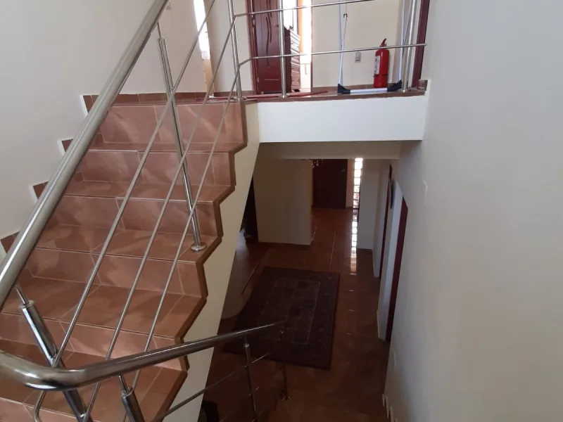 Casa cu teren de 1000mp