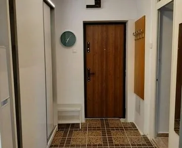 PROPRIETAR vand GARSONIERA 42mp, transformata in 2 cam - Mall Vitan