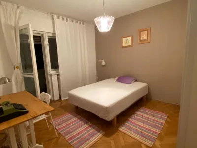 Inchiriere Apartament 2 camere in vila Pajura - 450 Euro