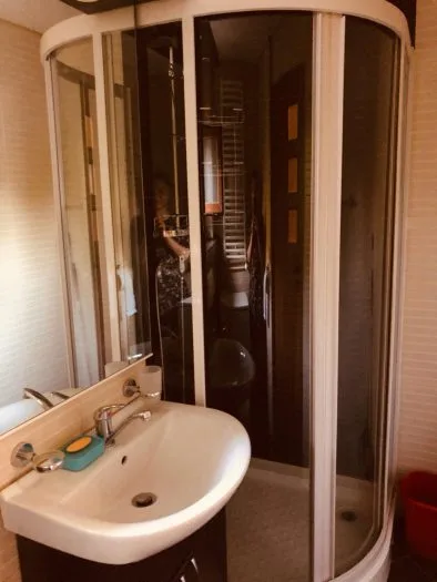 Inchiriere garsoniera transformata in 2 camere Mall Vitan