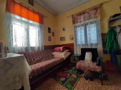 Vand casa batraneasca+teren, jud Vrancea