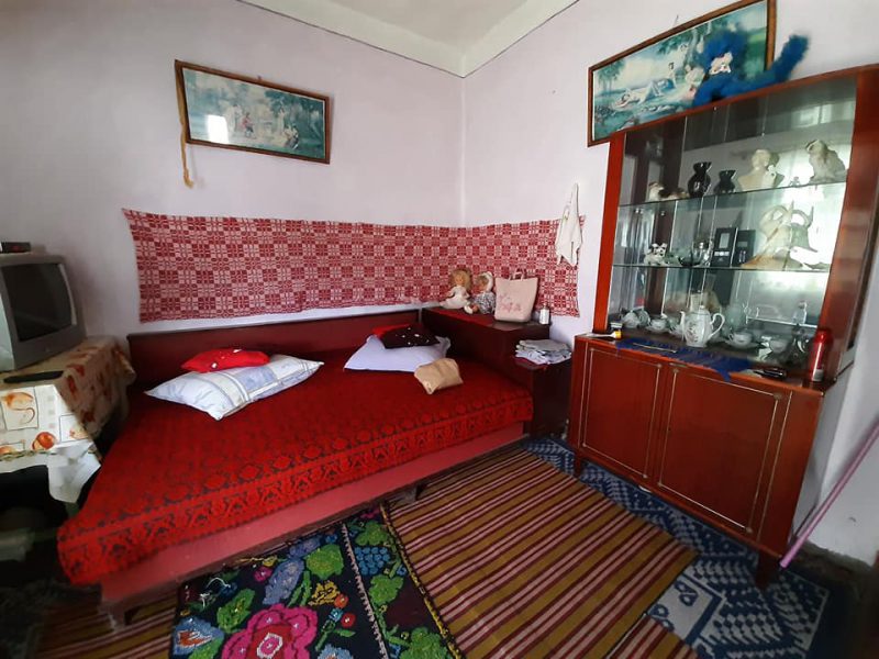 Vand casa batraneasca+teren, jud Vrancea