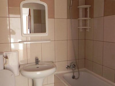 Se vinde! Apartament de 3 camere in Dristor