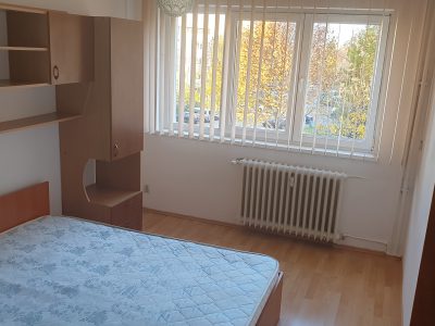Vand apartament 2 camere zona Gorjului, Militari