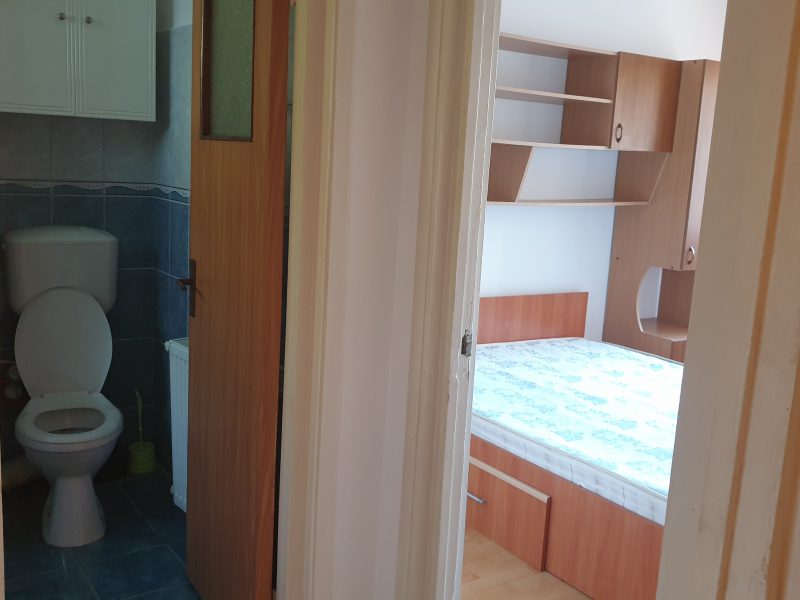 Vand apartament 2 camere zona Gorjului, Militari