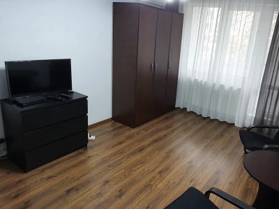 Inchiriez garsoniera Trapezului