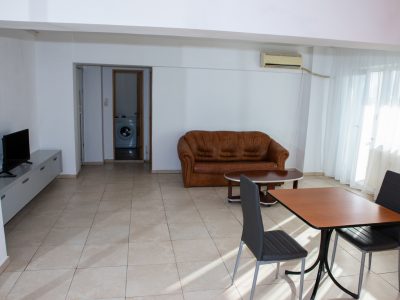 Particular inchiriez apartament 2 camere Panduri - Marriott -13 Septembrie