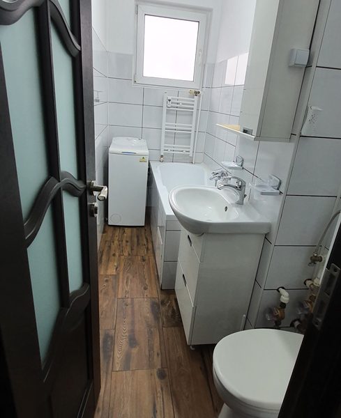 Inchiriez garsoniera Trapezului