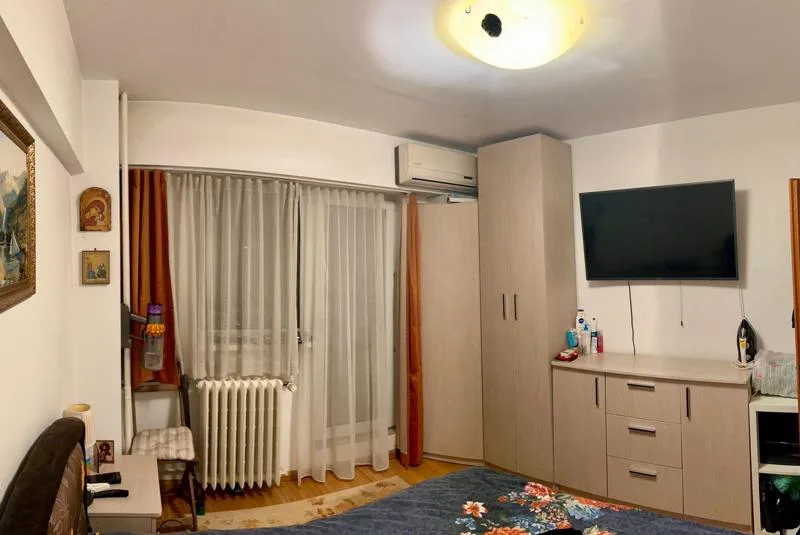 Ap 3 cam Bulevardul Ghencea pret 119.500 euro