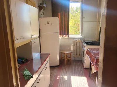 Apartament 3 camere , Drumul Taberei, zona Raul Doamnei