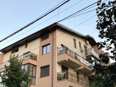 Apartament 3 camere decomandat, mobilat şi utilat în Baziles