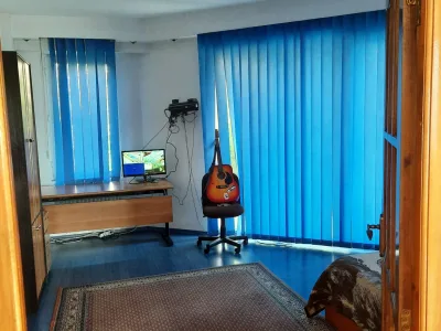 VILA SPATIOASA DE INCHIRIAT / VANZARE SECTOR 2