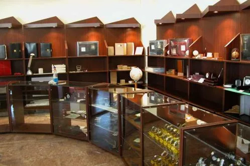 Ploiesti - Solutii complete de mobilare a magazinelor