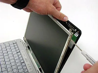 Reparatii laptopuri - telefoane mobile