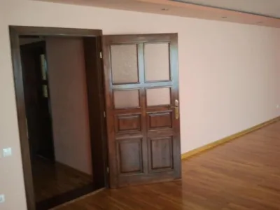 Mobila la comanda - usi - ferestre - scari interioare - Sibiu