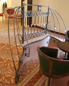 Scari - balustrade si copertine din fier forjat - Sibiu