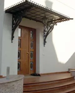 Scari - balustrade si copertine din fier forjat - Sibiu