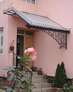 Scari - balustrade si copertine din fier forjat - Sibiu