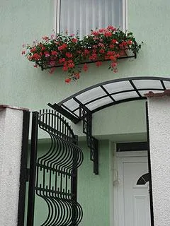 Scari - balustrade si copertine din fier forjat - Sibiu