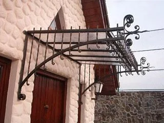 Scari - balustrade si copertine din fier forjat - Sibiu