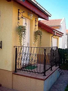Scari - balustrade si copertine din fier forjat - Sibiu