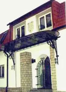 Scari - balustrade si copertine din fier forjat - Sibiu
