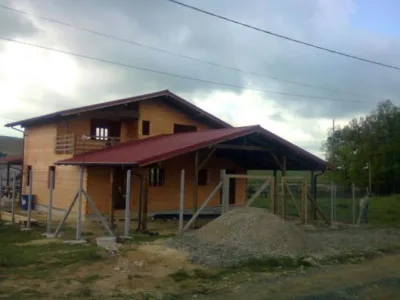 Case din lemn masiv - Comuna Bistra / Alba