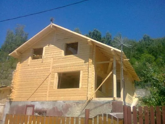Case din lemn masiv - Comuna Bistra / Alba