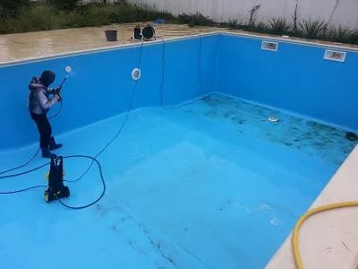 Bucuresti / Constructii -Piscine.ro