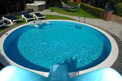 Bucuresti / Constructii -Piscine.ro