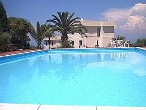 Bucuresti / Constructii -Piscine.ro