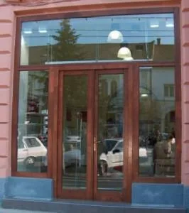 Usi - ferestre - obloane si pergole din lemn - Alexandria