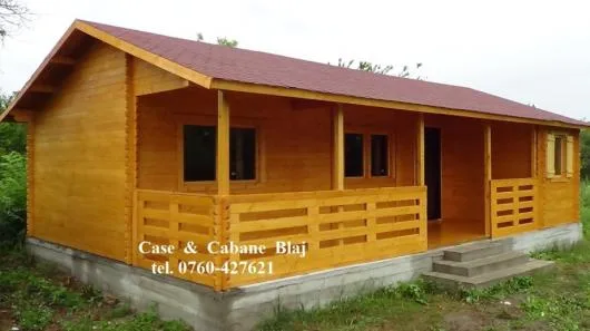 Case din lemn masiv - Blaj