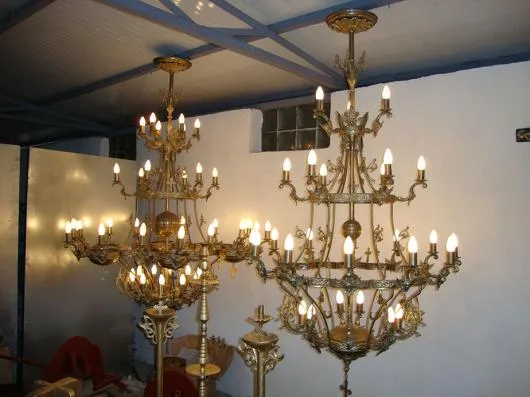 Clopote de biserica - statui - obiecte bisericesti si de arta - Ramnicu Valcea