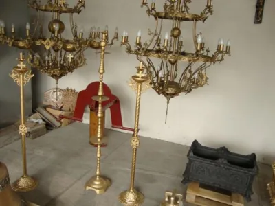 Clopote de biserica - statui - obiecte bisericesti si de arta - Ramnicu Valcea