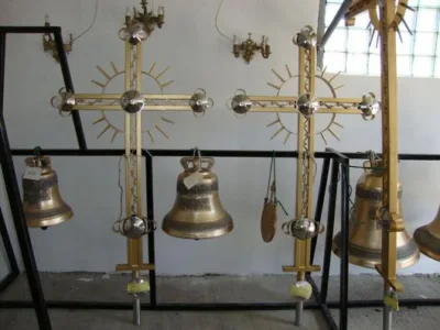 Clopote de biserica - statui - obiecte bisericesti si de arta - Ramnicu Valcea