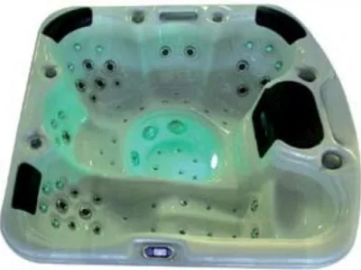 Deva - Piscine - spa - jacuzzi - accesorii piscine