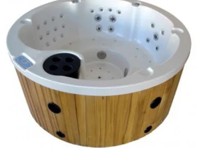 Deva - Piscine - spa - jacuzzi - accesorii piscine