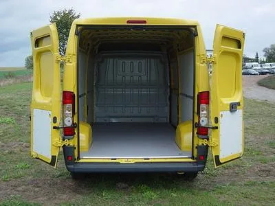 Transport marfa si mobila Bucuresti si in tara