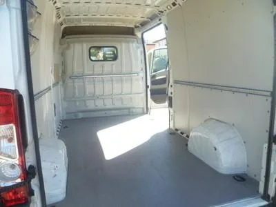 Transport marfa si mobila Bucuresti si in tara