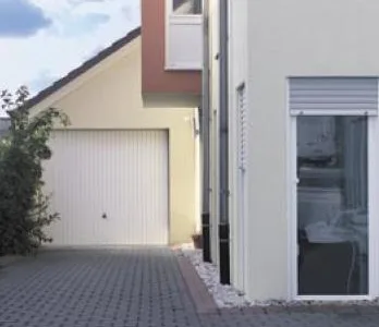 Usi si porti de garaj - de interior si industriale - Bucuresti