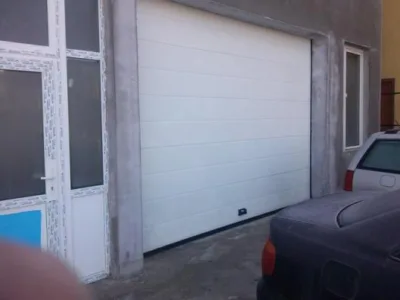 Usi de garaj - usi industriale - automatizari - Falticeni / Suceava