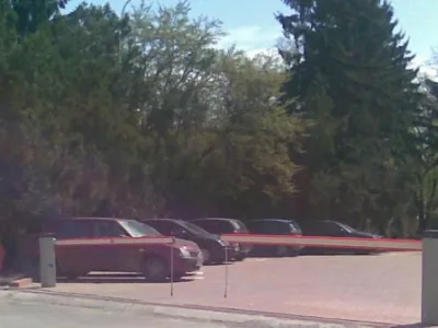 Usi de garaj - usi industriale - automatizari - Falticeni / Suceava