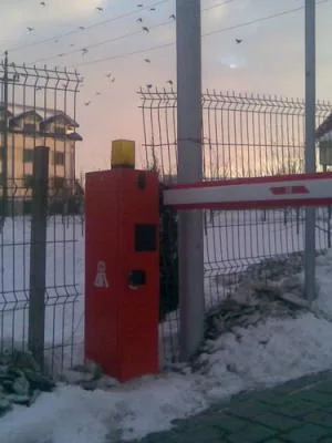 Usi de garaj - usi industriale - automatizari - Falticeni / Suceava